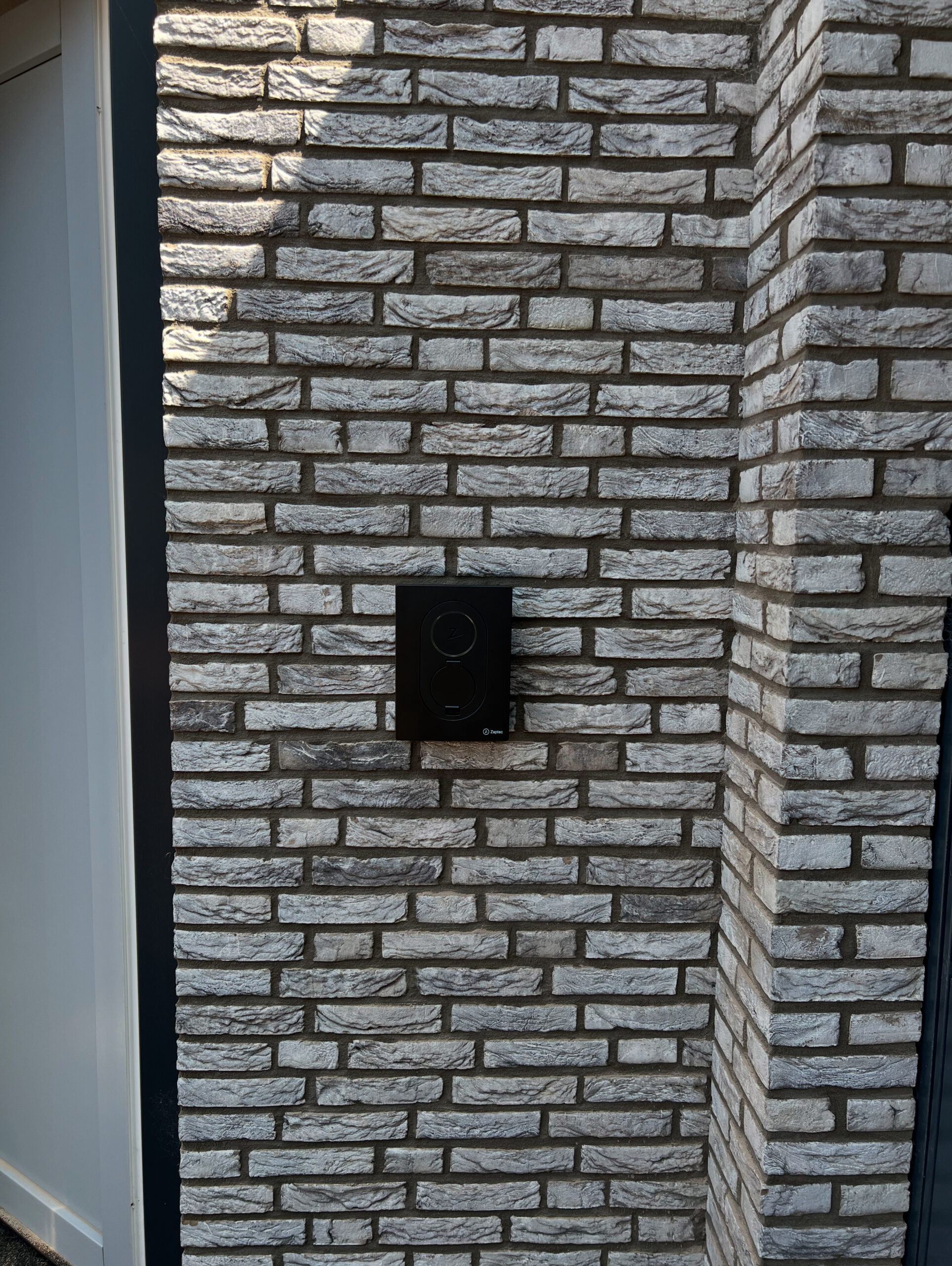 Stijlvolle laadpaalinstallatie in Zutphen