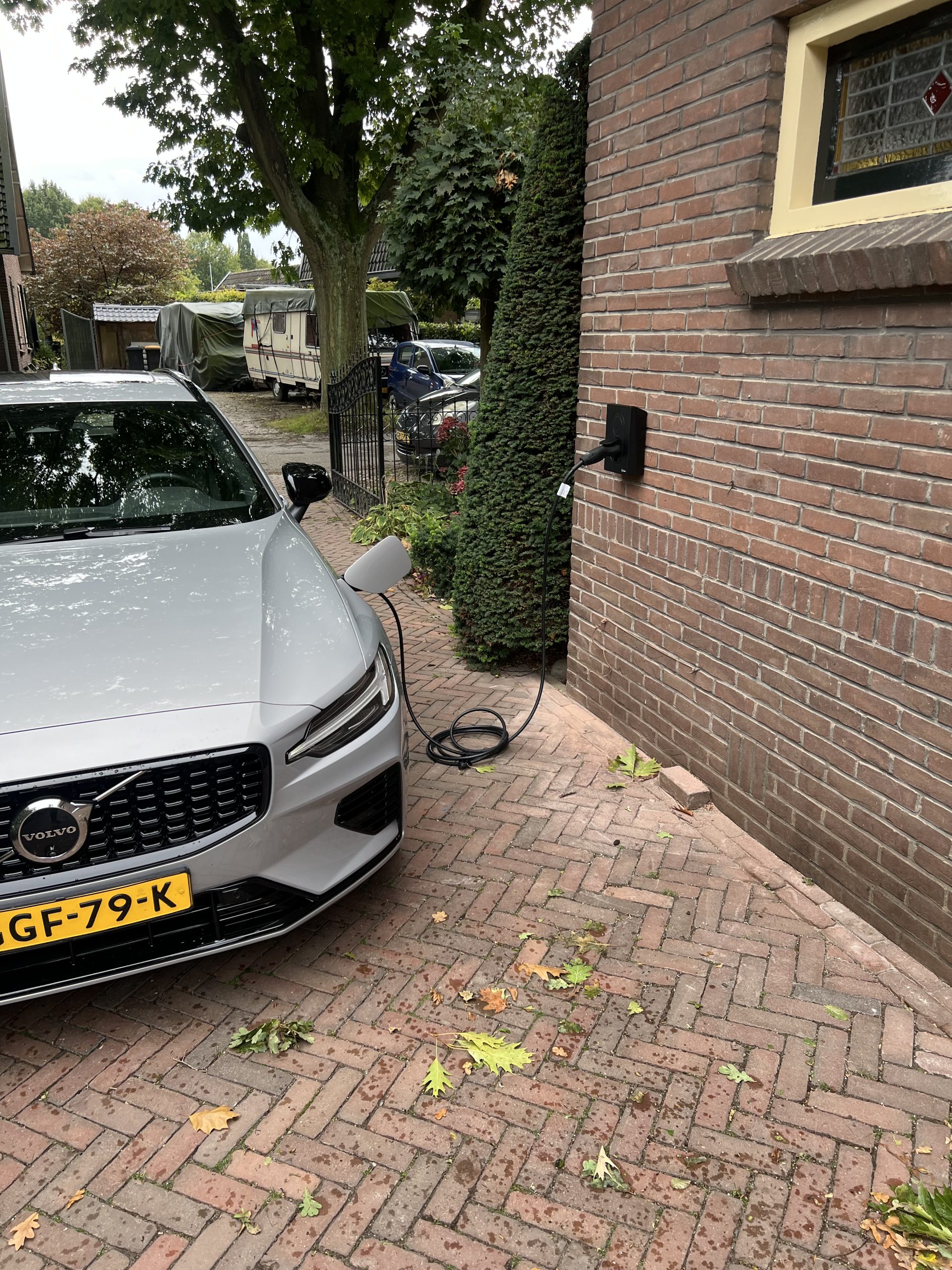 laadpaal kopen brummen