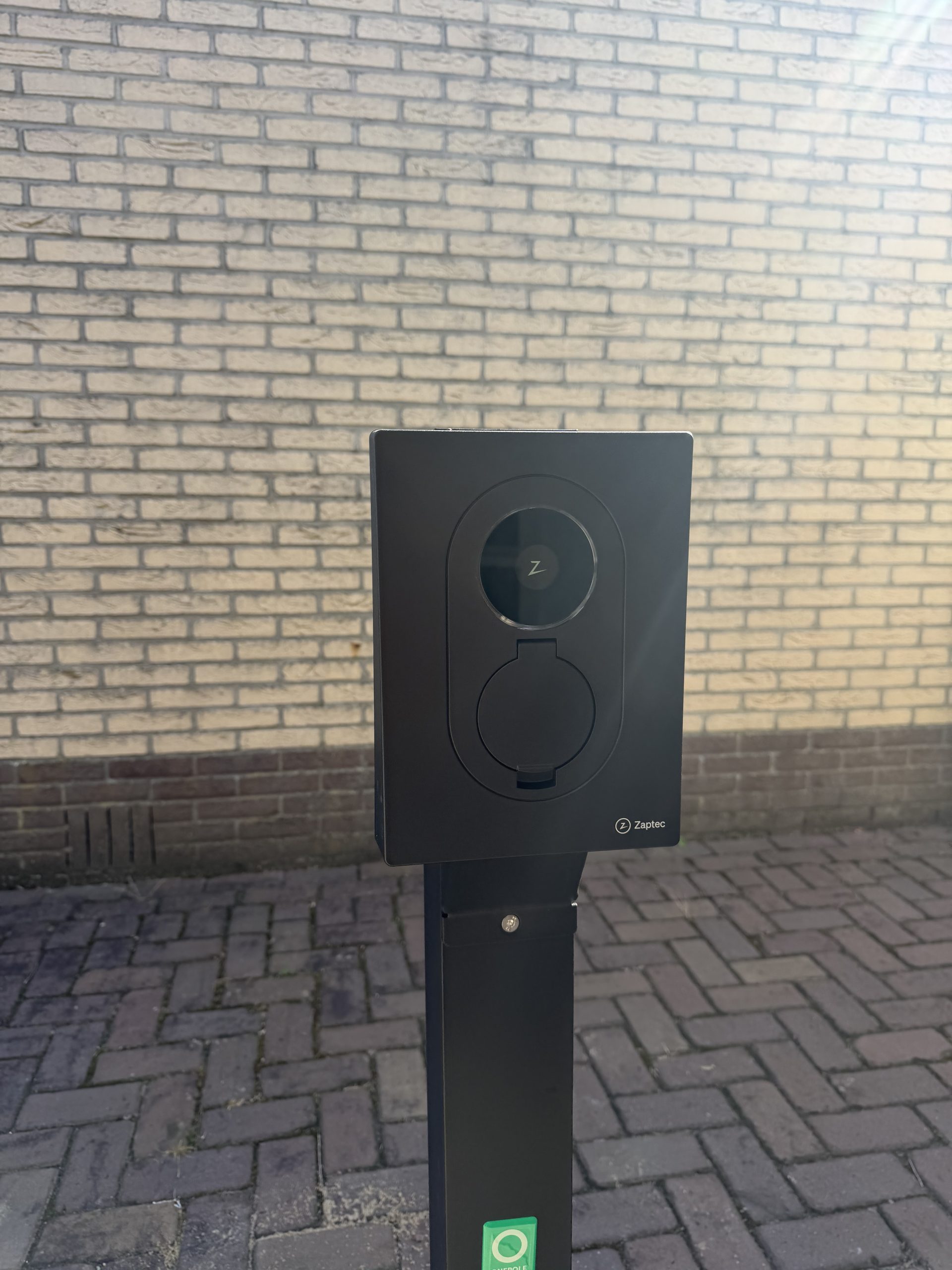 laadpaal klarenbeek